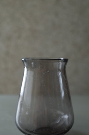 Contour Glass S グレー｜泡入りグラス｜甲田彩恵・nora glassworks